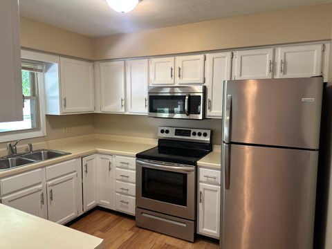 Tiny photo for 907B N Carlisle Drive, Rochelle, IL 61068 (MLS # 12487904)
