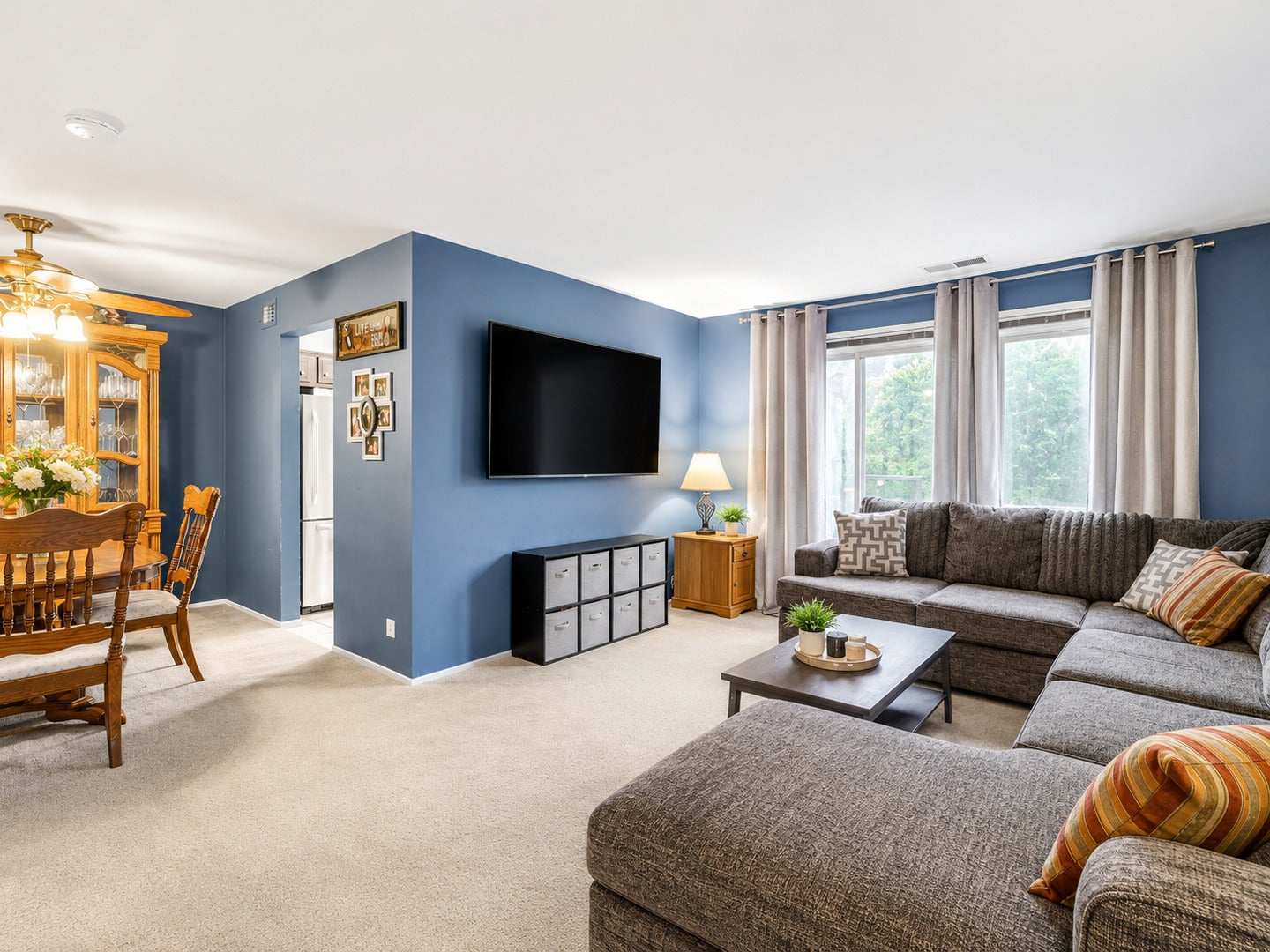 1059 Southbury Lane