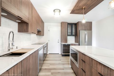 Tiny photo for 3801 Mission Hills Road #204, Northbrook, IL 60062 (MLS # 12492992)