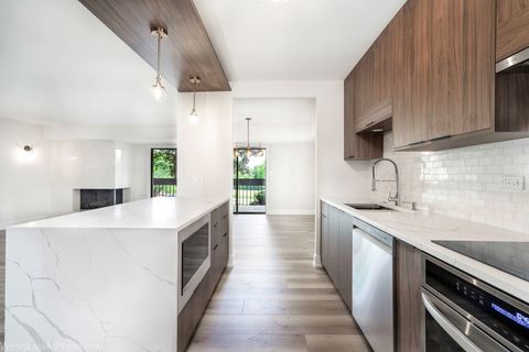 Tiny photo for 3801 Mission Hills Road #204, Northbrook, IL 60062 (MLS # 12492992)
