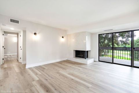 Tiny photo for 3801 Mission Hills Road #204, Northbrook, IL 60062 (MLS # 12492992)