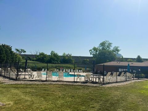 Tiny photo for 1101 Geneva Lane #B, Lake Zurich, IL 60047 (MLS # 12486342)