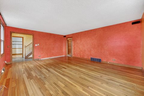 Tiny photo for 21230 Virginia Road, DeKalb, IL 60115 (MLS # 12552321)