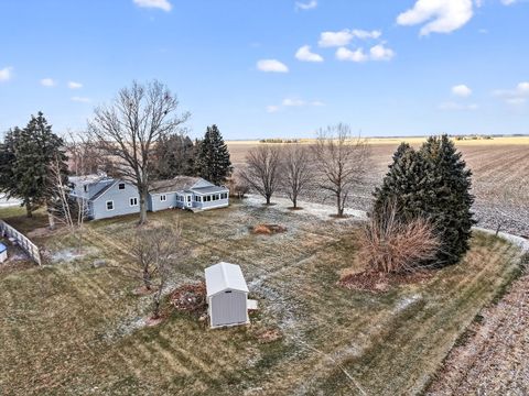 Tiny photo for 21230 Virginia Road, DeKalb, IL 60115 (MLS # 12552321)