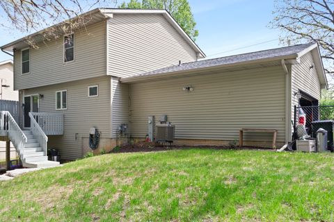 Tiny photo for 4620 N Division Street, Davenport, IA 52806 (MLS # 12629028)