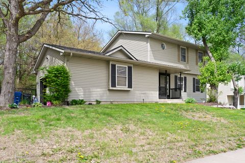 Tiny photo for 4620 N Division Street, Davenport, IA 52806 (MLS # 12629028)