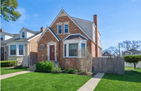 Tiny photo for 6315 N Oketo Avenue, Chicago, IL 60631 (MLS # 12595734)