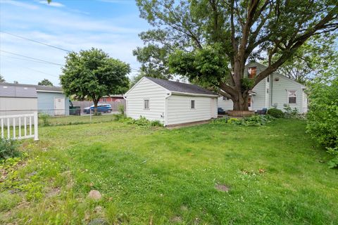 Tiny photo for 1308 Waverly Place, Joliet, IL 60435 (MLS # 12386657)