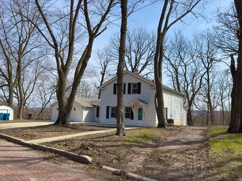 Tiny photo for 1704 Main Street, Peru, IL 61354 (MLS # 12602748)