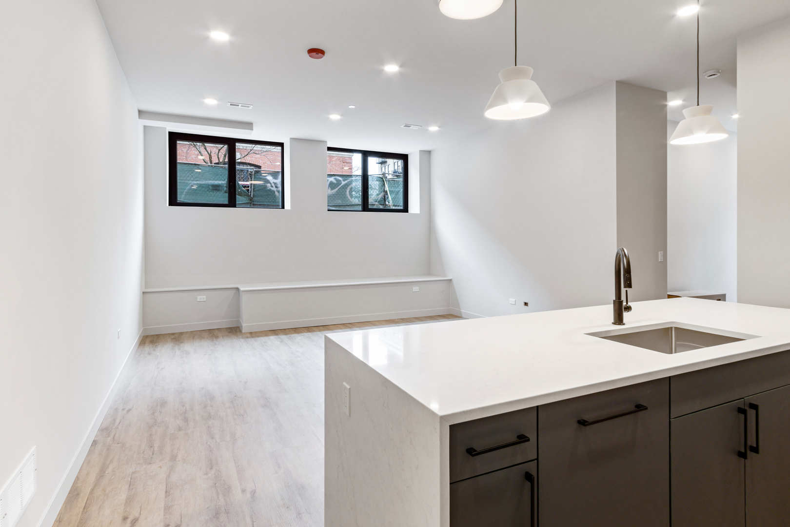 1550 W Monroe Street 102