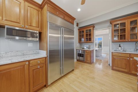 Tiny photo for 11361 W Plainfield Road, Indian Head Park, IL 60525 (MLS # 12590053)