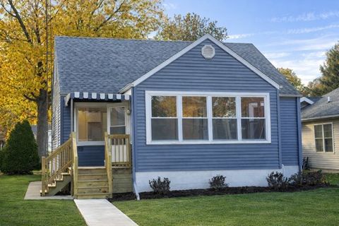 Photo of 635 S Alma Avenue, Kankakee, IL 60901 (MLS # 12539991)