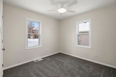 Tiny photo for 635 S Alma Avenue, Kankakee, IL 60901 (MLS # 12539991)