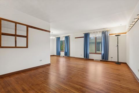 Tiny photo for 970 Tara Drive, Woodstock, IL 60098 (MLS # 12504903)