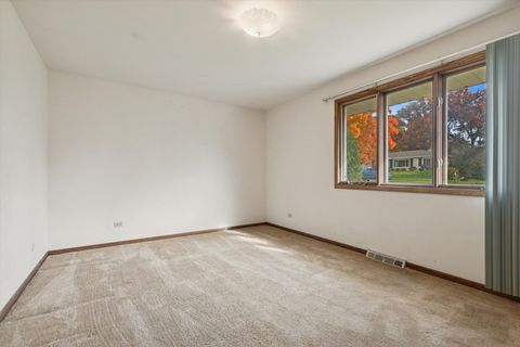 Tiny photo for 970 Tara Drive, Woodstock, IL 60098 (MLS # 12504903)