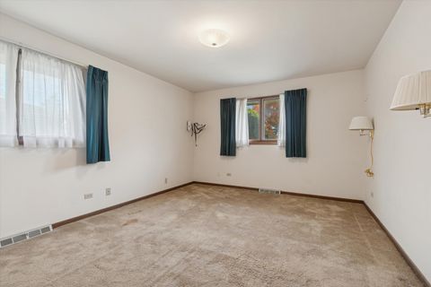 Tiny photo for 970 Tara Drive, Woodstock, IL 60098 (MLS # 12504903)