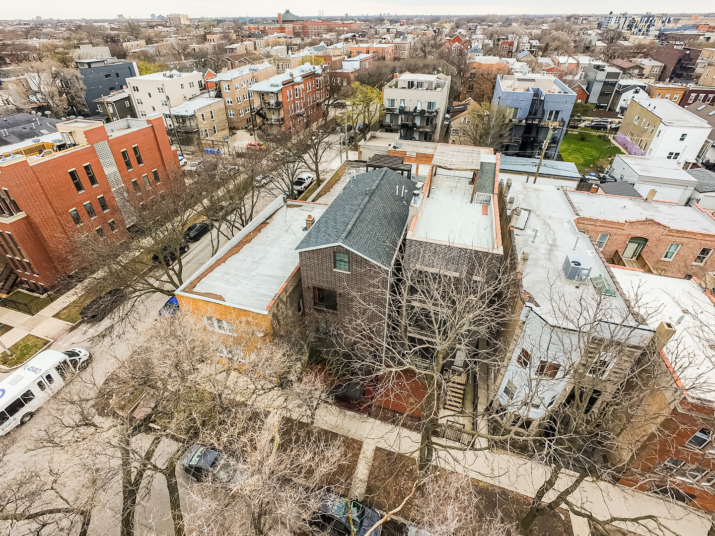 1502 N Artesian Avenue 1