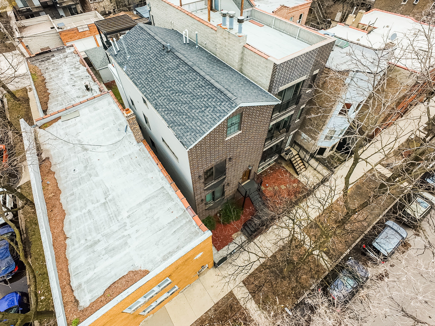 1502 N Artesian Avenue 1