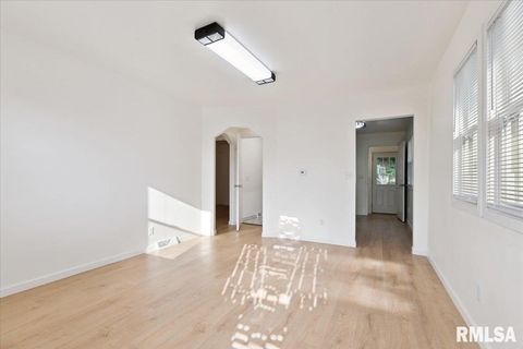 Tiny photo for 4105 11TH Street, Rock Island, IL 61201 (MLS # 12624971)