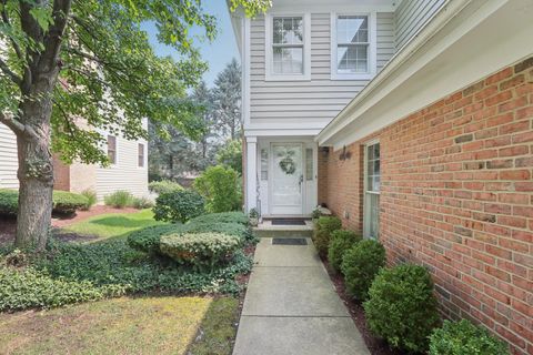 Tiny photo for 215 Orchard Lane, Glen Ellyn, IL 60137 (MLS # 12469497)