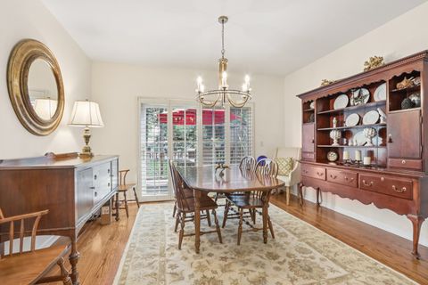 Tiny photo for 215 Orchard Lane, Glen Ellyn, IL 60137 (MLS # 12469497)