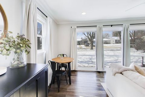 Tiny photo for 315 S Morgan Avenue, Wheaton, IL 60187 (MLS # 12594161)