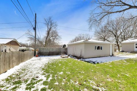 Tiny photo for 315 S Morgan Avenue, Wheaton, IL 60187 (MLS # 12594161)