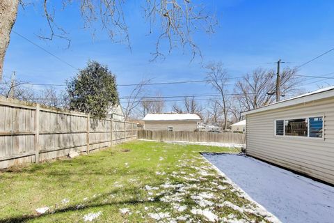 Tiny photo for 315 S Morgan Avenue, Wheaton, IL 60187 (MLS # 12594161)