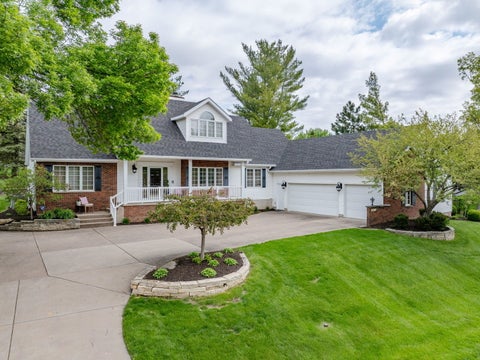 Tiny photo for 5018 Turnberry Lane, Davenport, IA 52807 (MLS # 12689150)