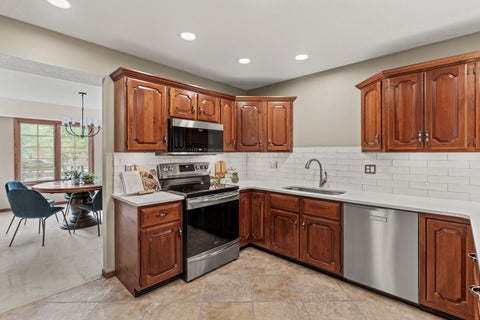 Tiny photo for 5018 Turnberry Lane, Davenport, IA 52807 (MLS # 12689150)