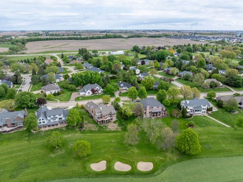 Tiny photo for 5018 Turnberry Lane, Davenport, IA 52807 (MLS # 12689150)