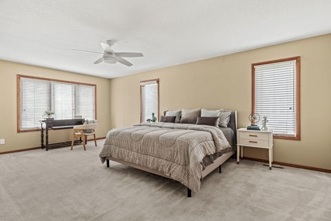 Tiny photo for 5018 Turnberry Lane, Davenport, IA 52807 (MLS # 12689150)