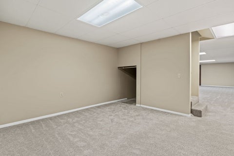 Tiny photo for 5018 Turnberry Lane, Davenport, IA 52807 (MLS # 12689150)