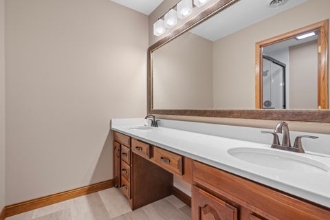 Tiny photo for 5018 Turnberry Lane, Davenport, IA 52807 (MLS # 12689150)