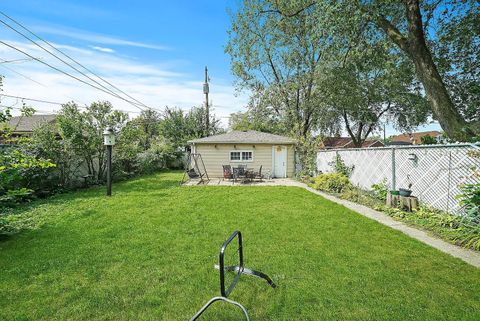 Tiny photo for 5700 S Neenah Avenue, Chicago, IL 60638 (MLS # 12535863)