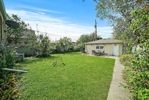 Tiny photo for 5700 S Neenah Avenue, Chicago, IL 60638 (MLS # 12535863)