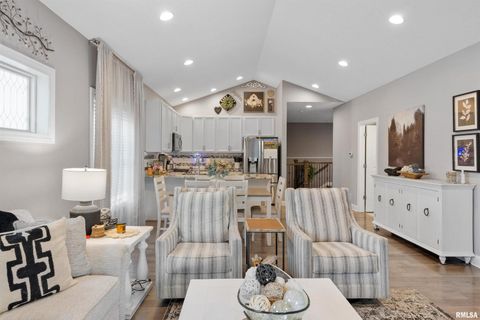 Tiny photo for 3112 W 34TH Street, Davenport, IA 52804 (MLS # QC4267244)