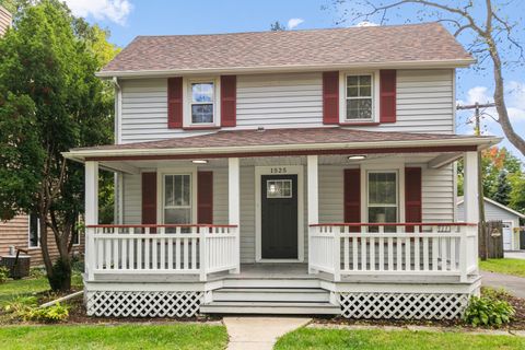 Tiny photo for 1525 Burr Oak Road, Homewood, IL 60430 (MLS # 12480164)