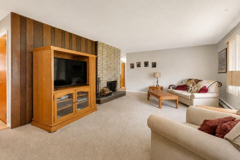 Tiny photo for 443 Glendale Road, Roselle, IL 60172 (MLS # 12692251)