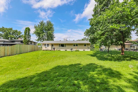 Tiny photo for 443 Glendale Road, Roselle, IL 60172 (MLS # 12692251)