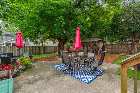 Tiny photo for 419 Longwood Drive, Chicago Heights, IL 60411 (MLS # 12499204)