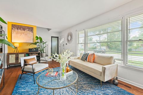 Tiny photo for 419 Longwood Drive, Chicago Heights, IL 60411 (MLS # 12499204)