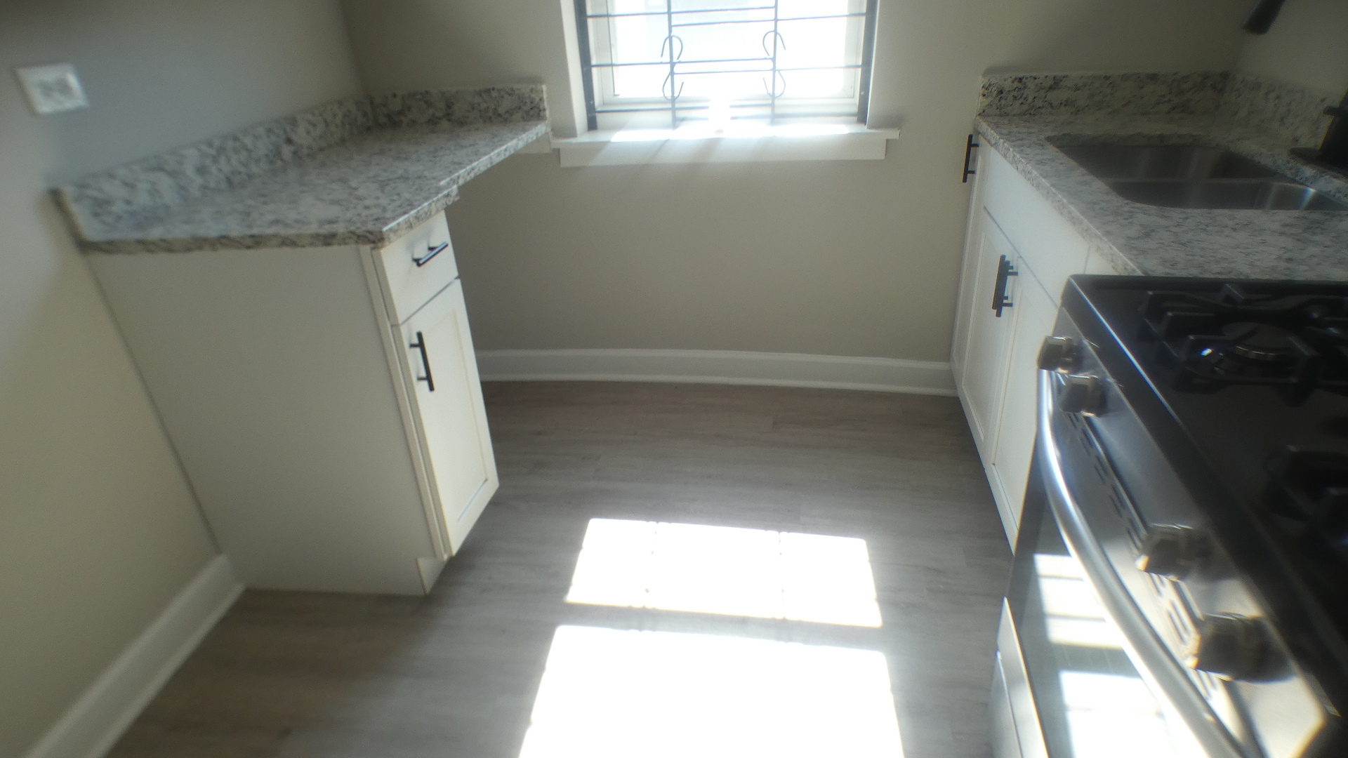 2043 E 72nd Street 1C