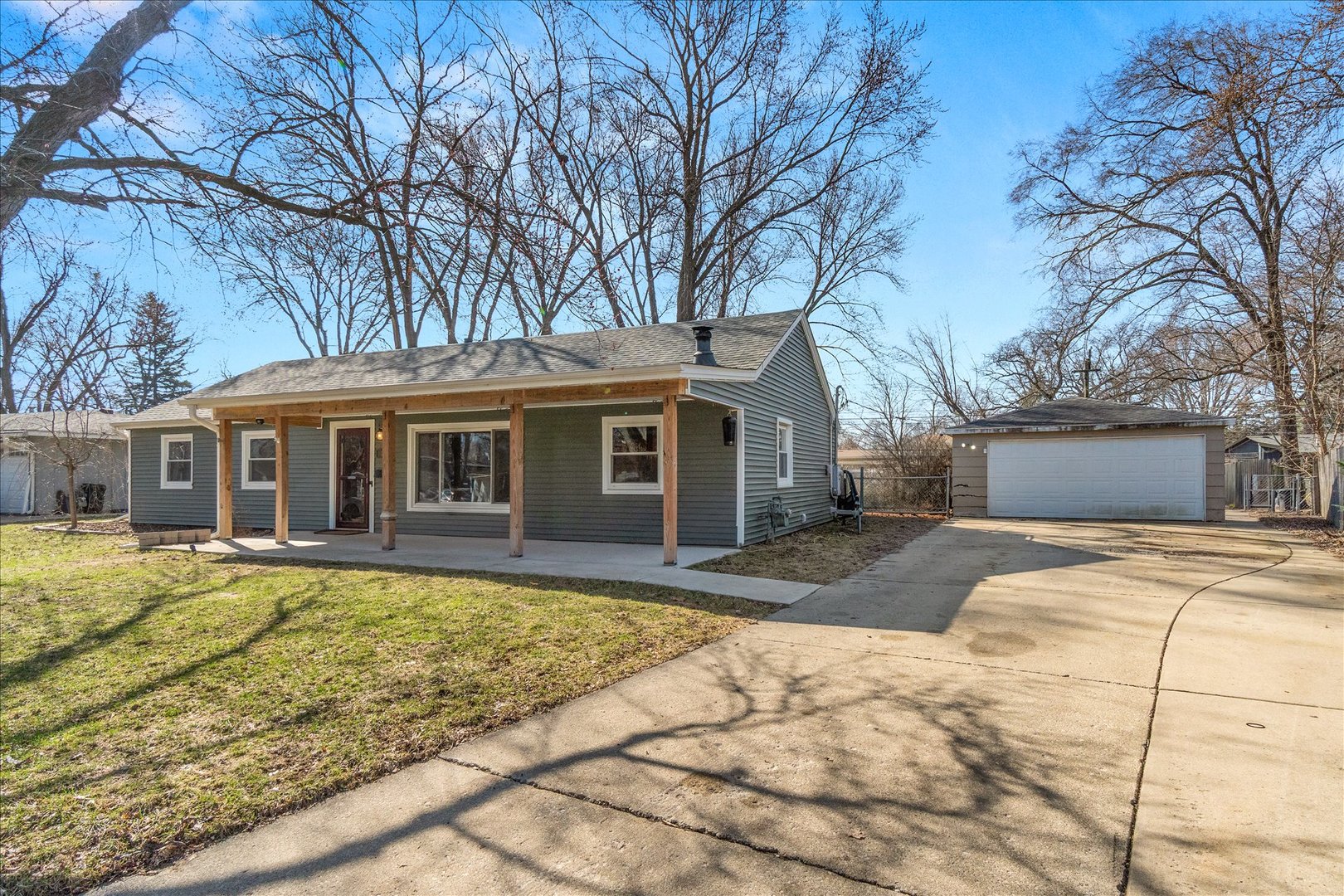 25 Seneca Drive