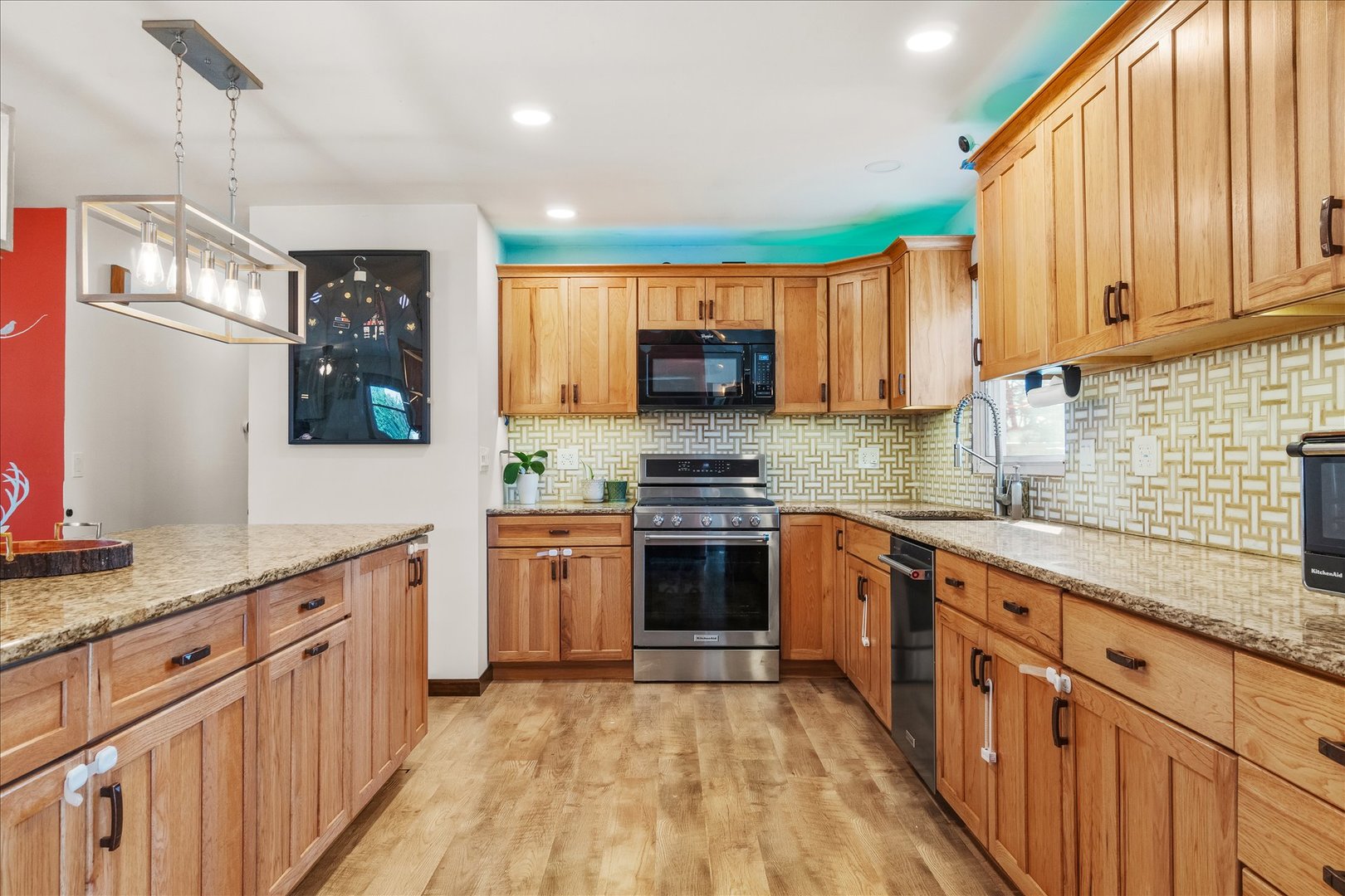 25 Seneca Drive