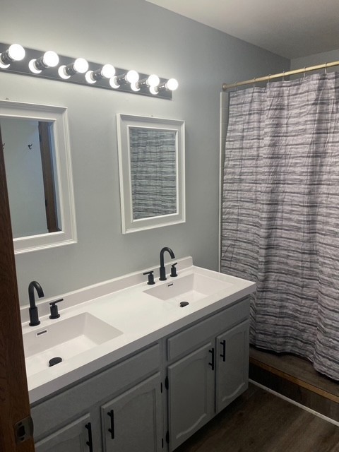 Westmont, Illinois 60559, United States, 2 Bedrooms Bedrooms, ,2 BathroomsBathrooms,Residential,Active,238571