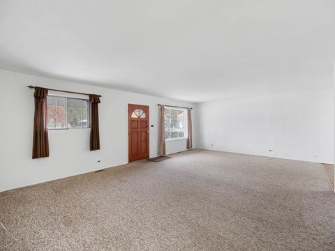 Tiny photo for Glendale Heights, IL 60139 (MLS # 12510371)