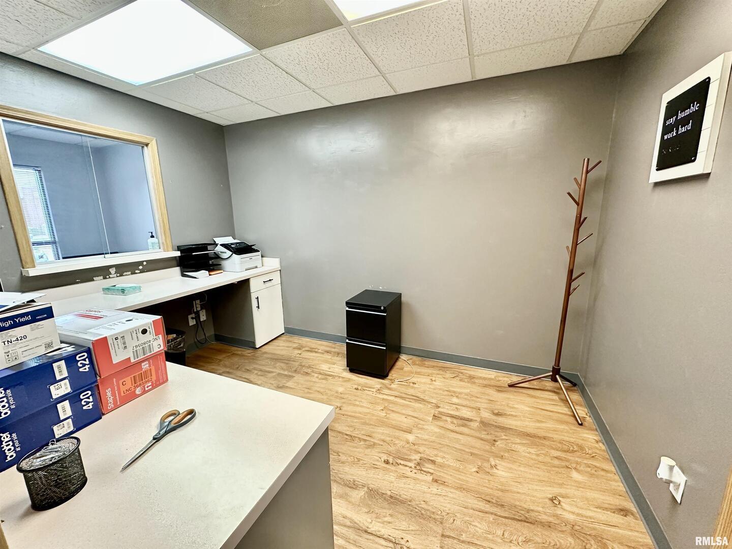 1009 S 42ND Street Suite 5