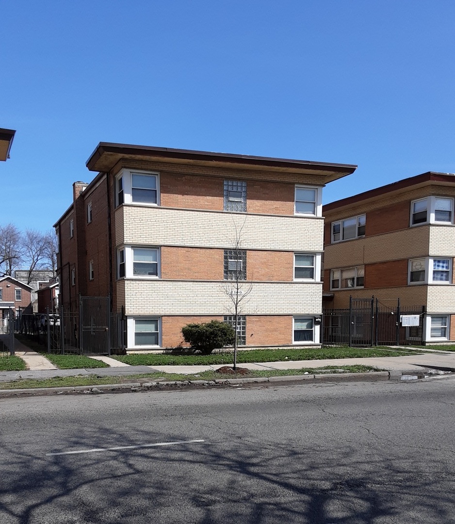 2300 W Garfield Boulevard