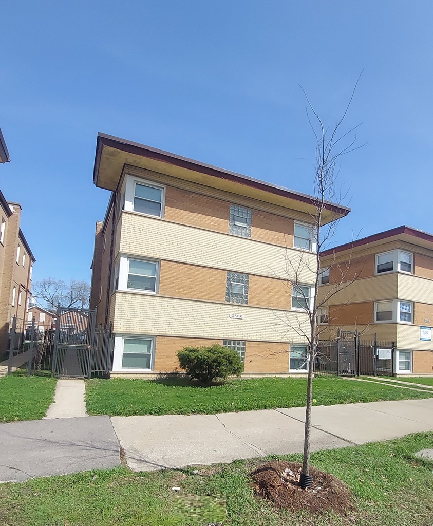 2300 W Garfield Boulevard